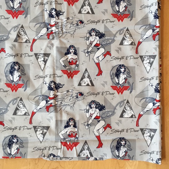 Wonder Woman DC Comics Quilting Fabric - Picture 8 of 13